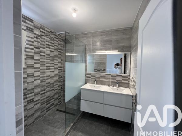 Location maison 5 pièces 119 m² Saint-Paul