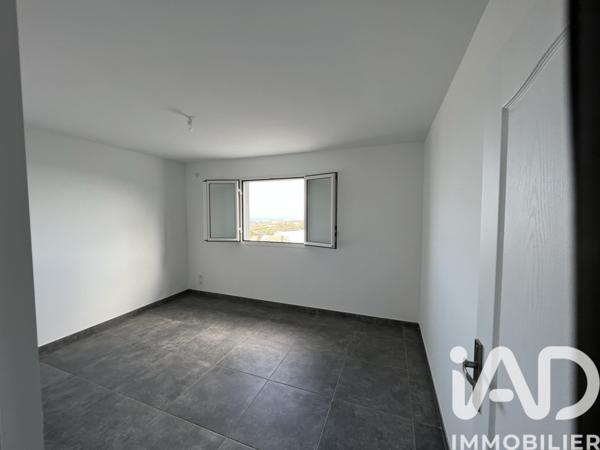 Location maison 5 pièces 119 m² Saint-Paul