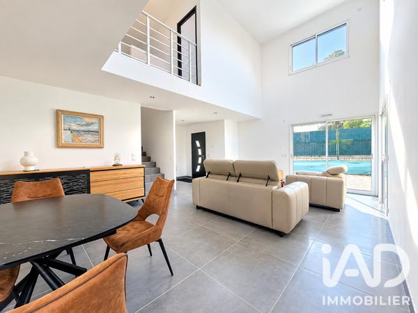 Maison à vendre 5 pièces 128 m² Le Mesnil-Esnard