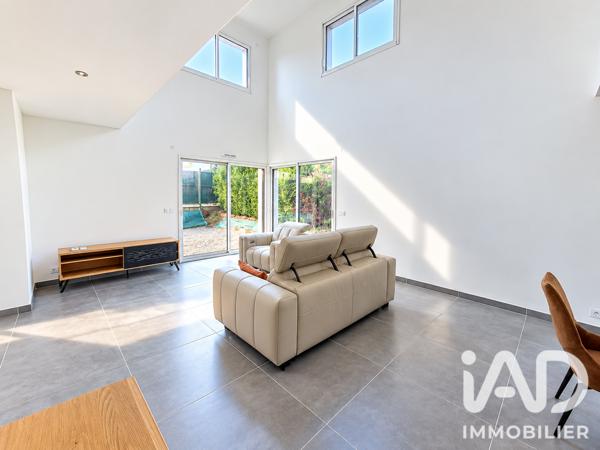 Maison à vendre 5 pièces 128 m² Le Mesnil-Esnard