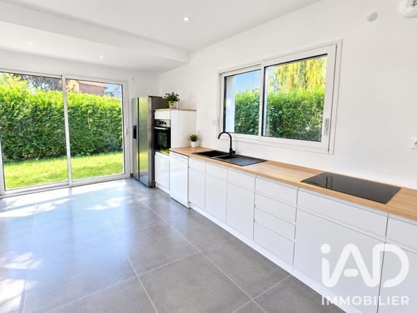 Maison à vendre 5 pièces 128 m² Le Mesnil-Esnard