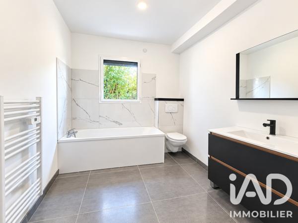 Maison à vendre 5 pièces 128 m² Le Mesnil-Esnard