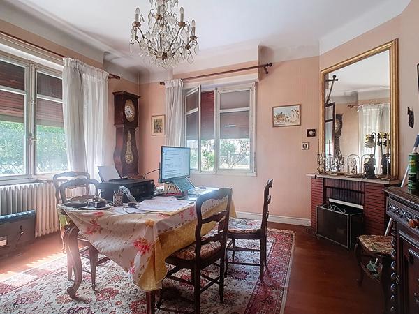 A vendre BILLERE limitrophe PAU Maison de 117 m² avec 4 chambres terrasse garage proche des commodités