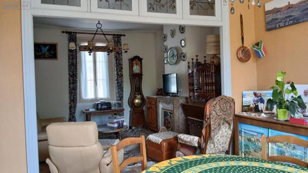 Maison à vendre à Forges-les-Eaux en Seine-Maritime (76440), ref : 123   
FORGES LES EAUX