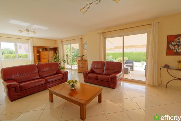 Maison 7 pièces - 215 m² Exclusivité efficity