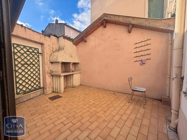 Appartement à louer 2 pièces 56.3m²