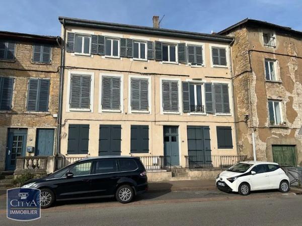 Appartement à louer 2 pièces 56.3m²
