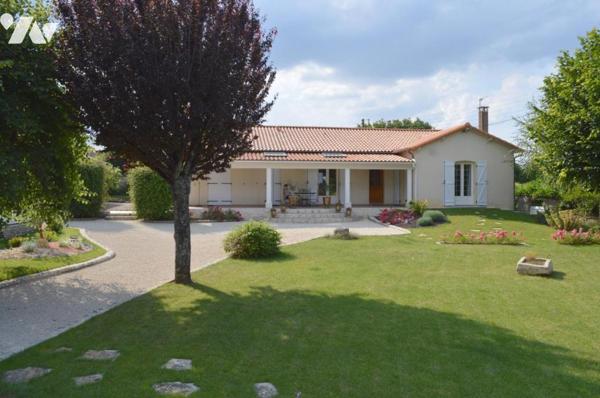 AUGE, pavillon de plain-pied de 155 m² 