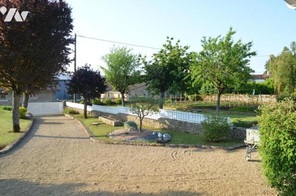 AUGE, pavillon de plain-pied de 155 m² 