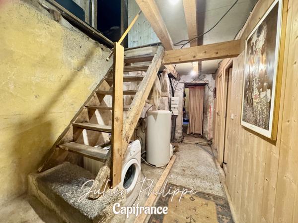 LA FARE-EN-CHAMPSAUR – AUTHENTIQUE CORPS DE FERME À FORT POTENTIEL