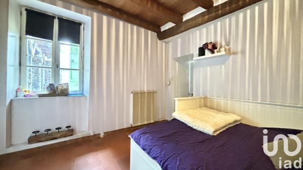 Longère 6 pièces de 129 m² à Château-Renard (45220)