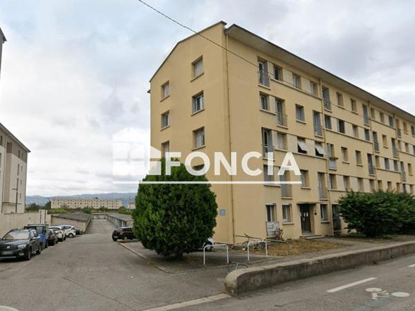 Location Parking 15 m² - 67 AVENUE DE LYON Bourg-les-valence 26500