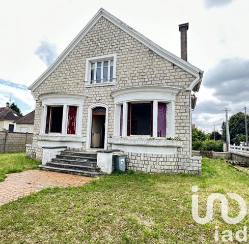 Maison à vendre 7 pièces 138 m² Saint-Pierre-lès-Nemours