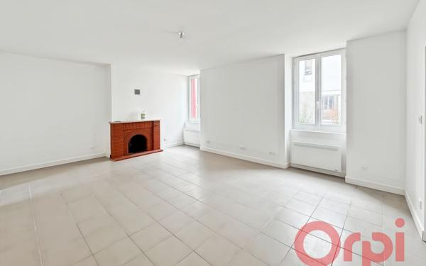 Maison à vendre    3 pièces • 80,83 m2 Saint-Amand-Montrond