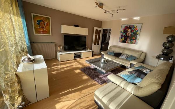 Appartement à vendre    4 pièces • 76 m2 Ballainvilliers