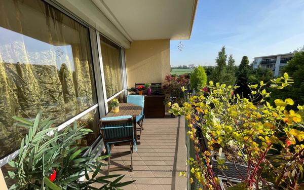 Appartement à vendre    4 pièces • 76 m2 Ballainvilliers