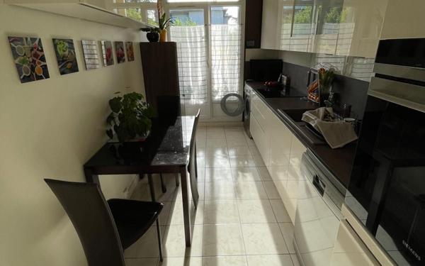 Appartement à vendre    4 pièces • 76 m2 Ballainvilliers