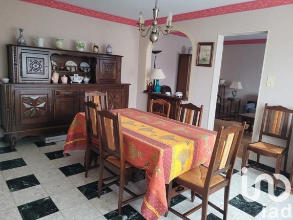 Maison de ville 6 pièces de 122 m² à Gueugnon (71130)