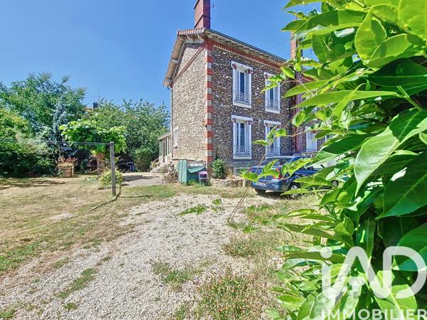 Maison à vendre 6 pièces 142 m² Saint-Fargeau-Ponthierry