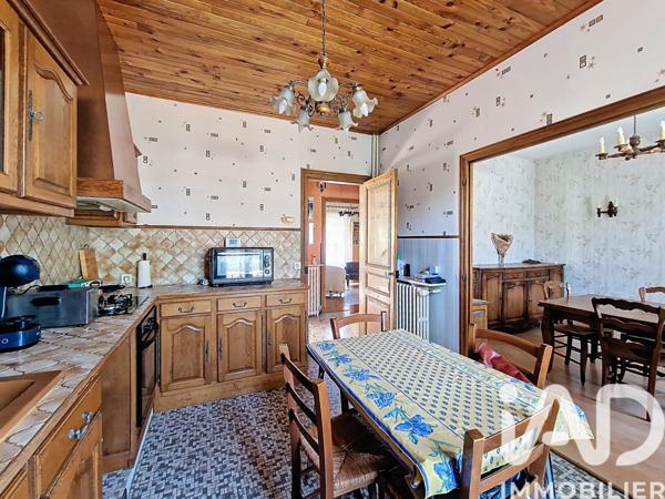 Maison à vendre 6 pièces 142 m² Saint-Fargeau-Ponthierry