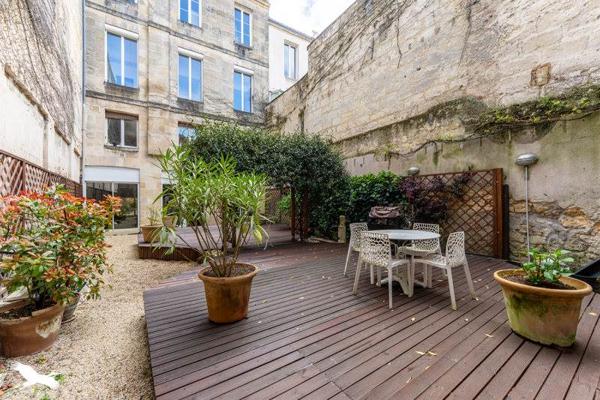 Appartement à vendre |                                       Bordeaux |                                        4 pièces  |  147 m²
