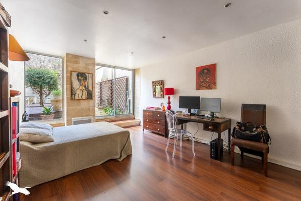 Appartement à vendre |                                       Bordeaux |                                        4 pièces  |  147 m²