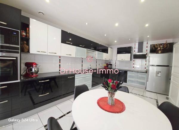 Maison à vendre 6 pièces de 170 m²
