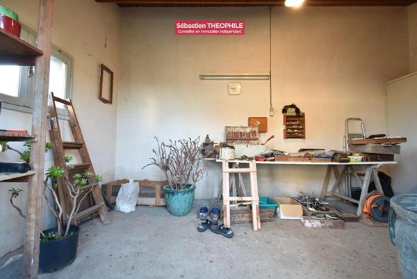 Maison Challans 4 pièce(s), parcelle 1361m2, dépendances