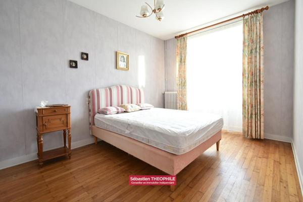 Maison Challans 4 pièce(s), parcelle 1361m2, dépendances