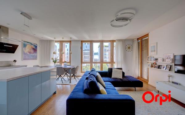 Appartement à vendre    3 pièces • 71,94 m2 Lyon 2