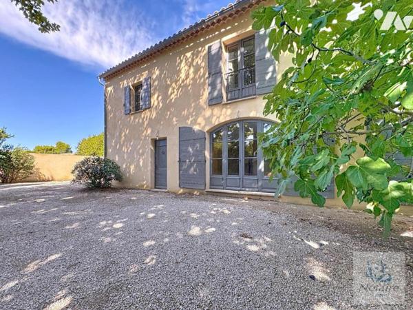 Saint-Rémy-de-Provence - Maison de 17 pièces - 423,91 m²
