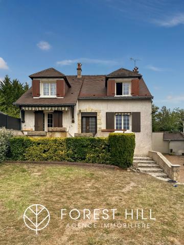 SAINT-MARTIN-LE-BEAU – MAISON TRADITIONNELLE– DE BEAUX VOLUMES À RÉINVENTER