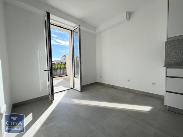 Appartement à louer 2 pièces 27.95m²