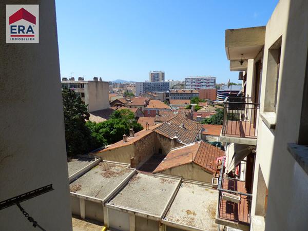 A VENDRE MARSEILLE  13014 BON SECOURS APPARTEMENT TYPE  3 CAVE LOGGIA