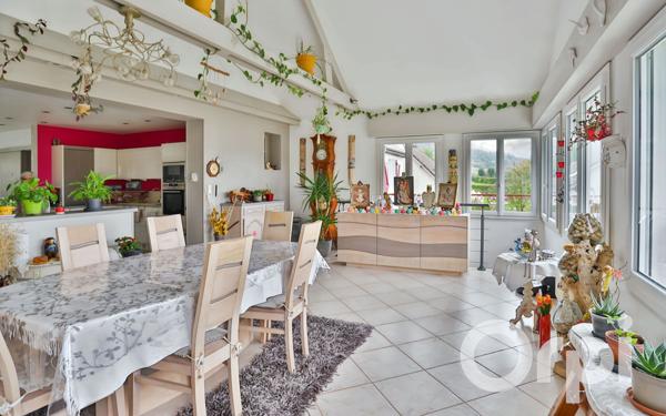 Maison à vendre    8 pièces •  Gournay-en-Bray