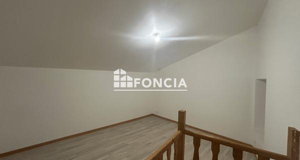 Location Maison 3 pièces 100.7 m² - Montfuron 04110