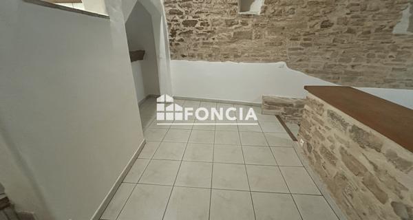 Location Maison 3 pièces 100.7 m² - Montfuron 04110