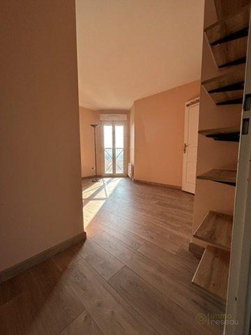 Appartement à WAMBRECHIES (59118)