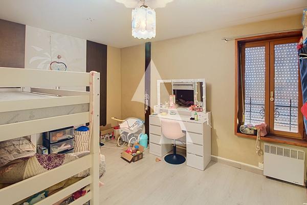 Maison 5 pièces 72.01 m2