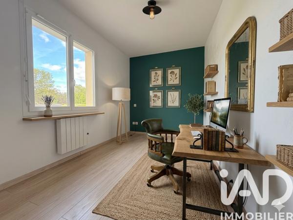 Maison à vendre 5 pièces 99 m² Le Tourne