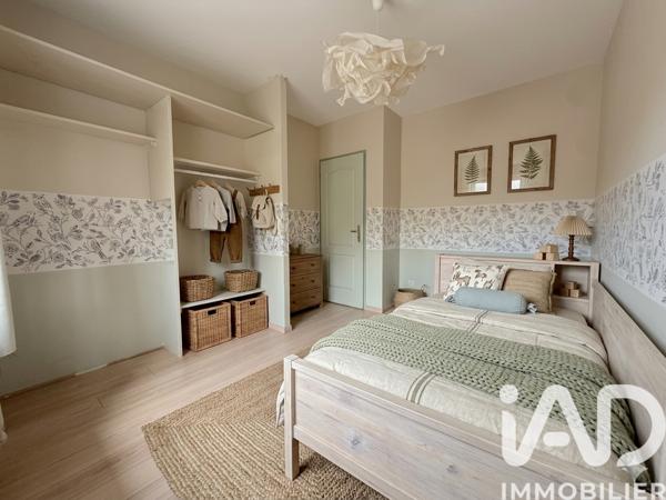 Maison à vendre 5 pièces 99 m² Le Tourne