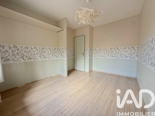 Maison à vendre 5 pièces 99 m² Le Tourne