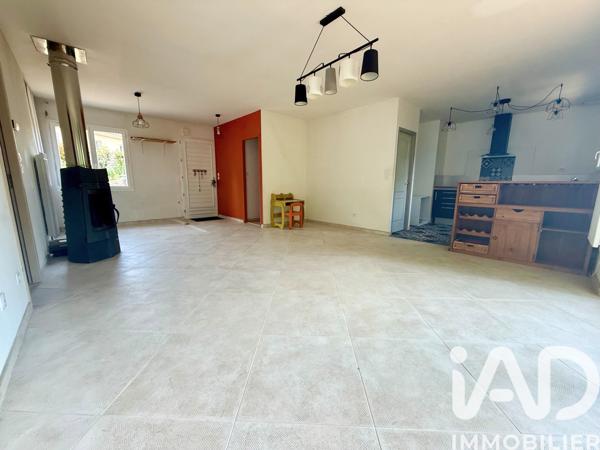 Maison à vendre 5 pièces 99 m² Le Tourne