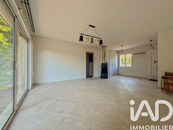 Maison à vendre 5 pièces 99 m² Le Tourne