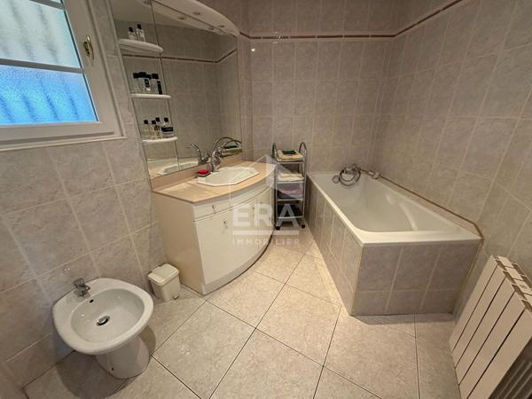 Maison de 3 pièces de 80m² à VENERIEU