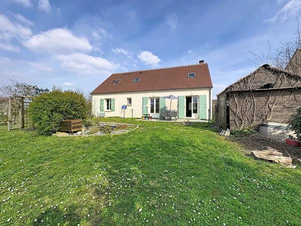 Maison à vendre 7 pièces COURCELLES (45), 5 chambres, PAC réversible, DPE C, garage