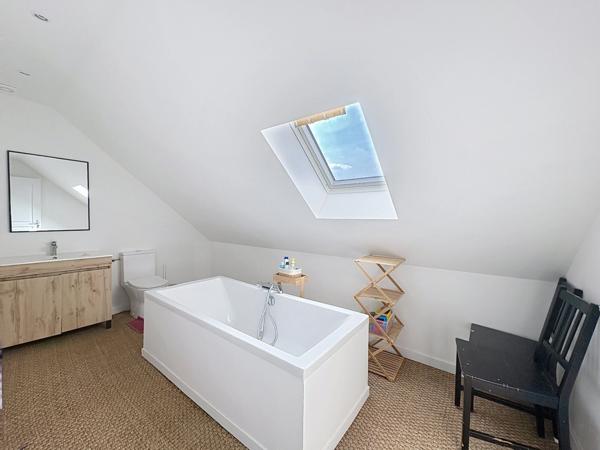 Maison à vendre 7 pièces COURCELLES (45), 5 chambres, PAC réversible, DPE C, garage