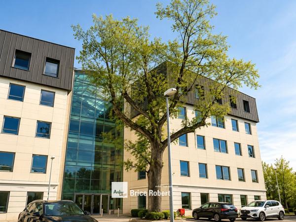 Bureaux à louer à Limonest dans Techlid avec parking sécurisé