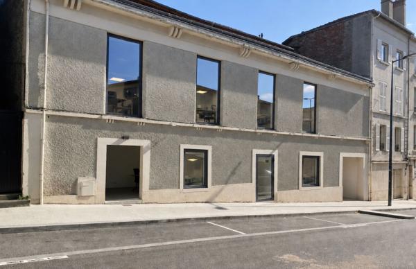 À VENDRE : Lot de 240 m² à aménager en plateau de bureaux, sur la commune de Roanne