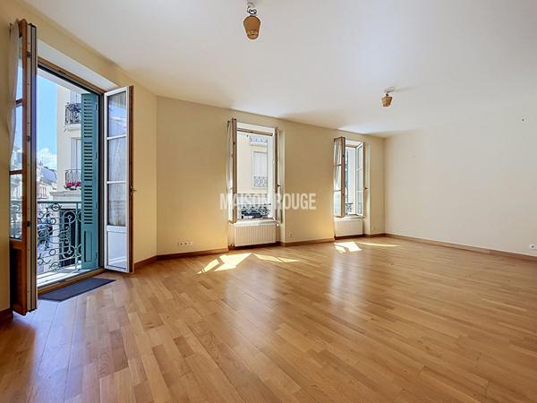 Dinard :Appartement T3 1er étage Hyper centre